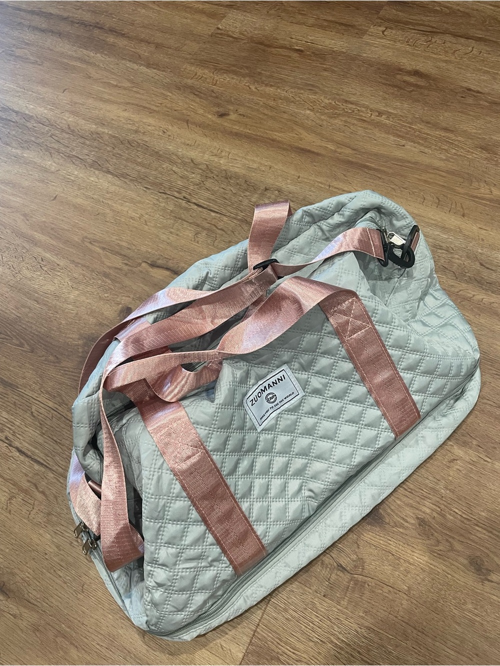 Zuomanni Quilted Sage Green Weekender Bag with Pink Satin Straps - Picture 7 of 14